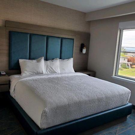 אנאקורטס Salish Inn מראה חיצוני תמונה